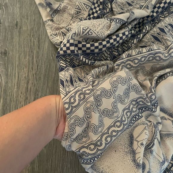 Blue and Beige Dress - Picture 7 of 7